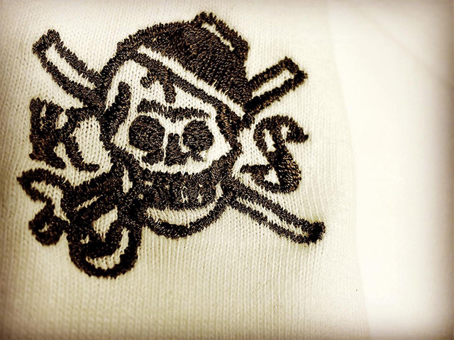 オリジナル刺繍例:海賊ロゴ